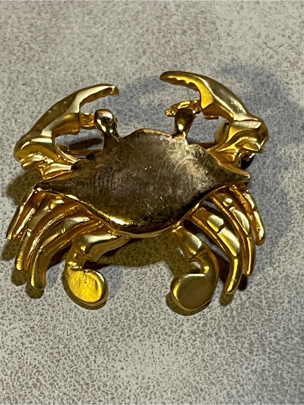 Vibrant Gold- Tone Crab Brooch / Solid 11g Pendant